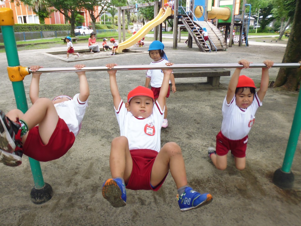 ☆みんなで公園で遊ぶの楽しいね☆ 鹿児島女子短期大学附属 かもめ幼稚園