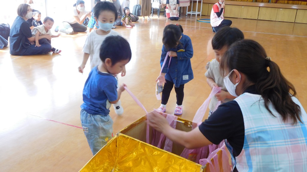 さくらんぼクラブ 運動会ごっこをしよう 鹿児島女子短期大学附属 すみれ幼稚園