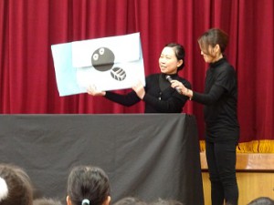 おたまじゃくしに変身！次は何に変身するかな？♪